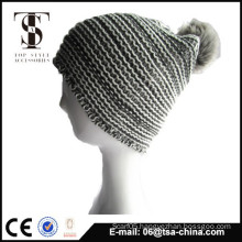 Wholesale fashion cheap winter pom pom knit hat